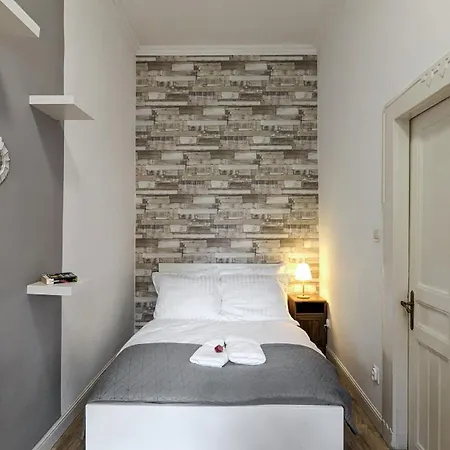 Apartman 3 In The Beautiful Street Budapest