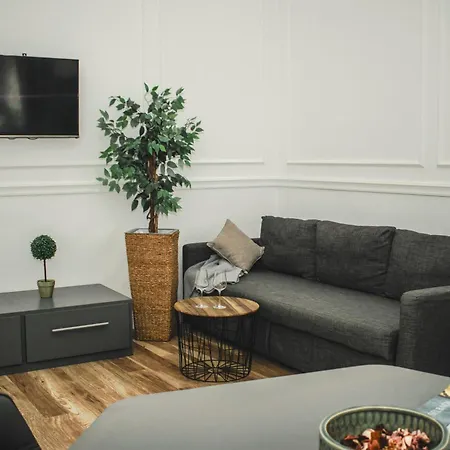 Apartman 3 In The Beautiful Street *