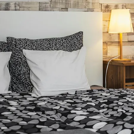 Apartman 3 In The Beautiful Street *